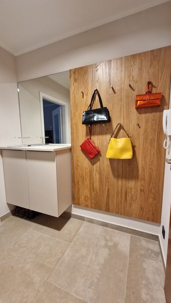 Sehr schöne 2-Zi-Kü-Bad-Wohnung mit Balkon und EBK sowie Abstellraum 